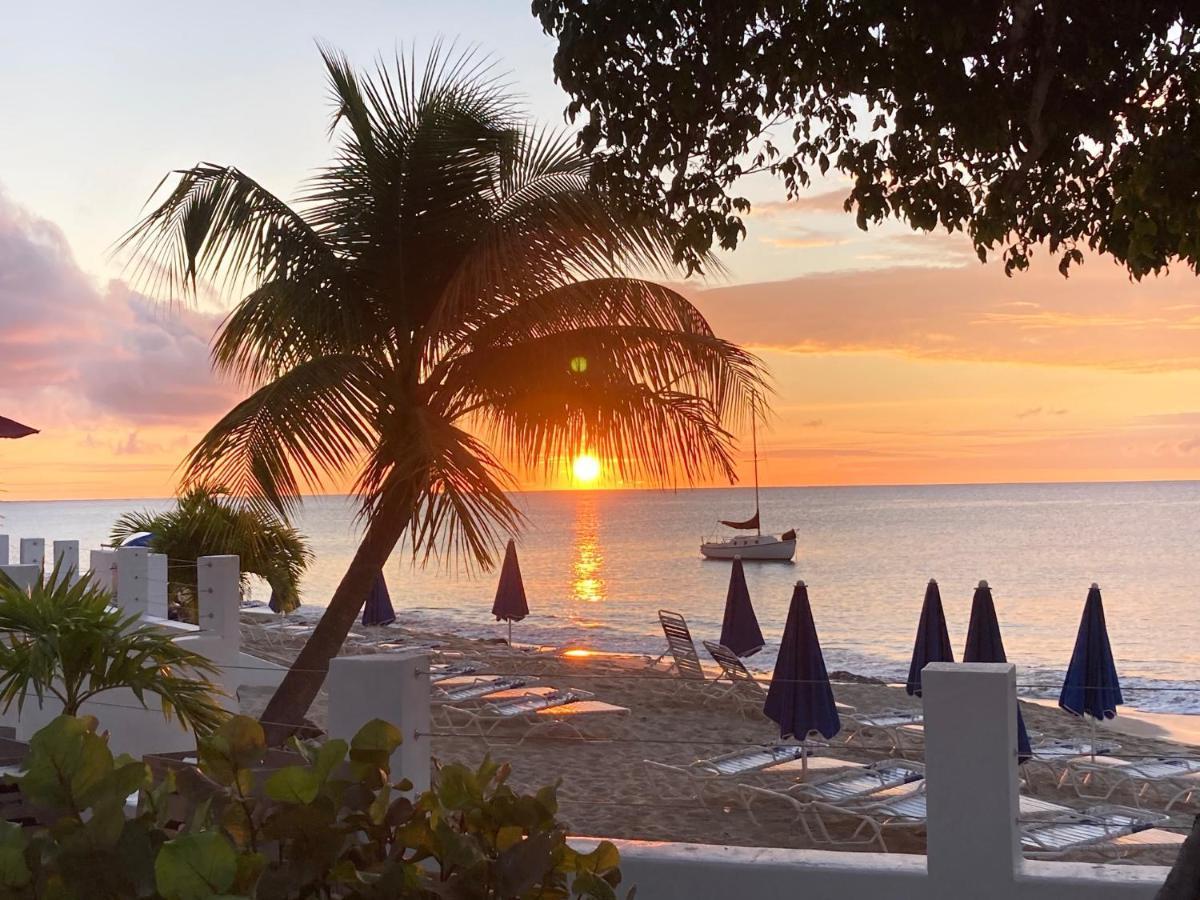 Sand Castle On The Beach - Adults Only Frederiksted Экстерьер фото