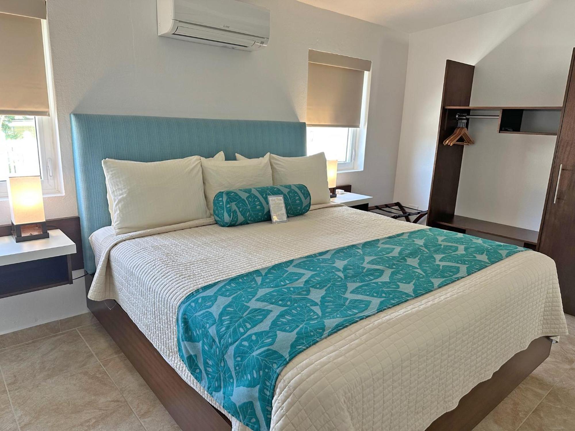 Sand Castle On The Beach - Adults Only Frederiksted Экстерьер фото